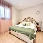 Luna Holidays Center And * 푸엔히롤라