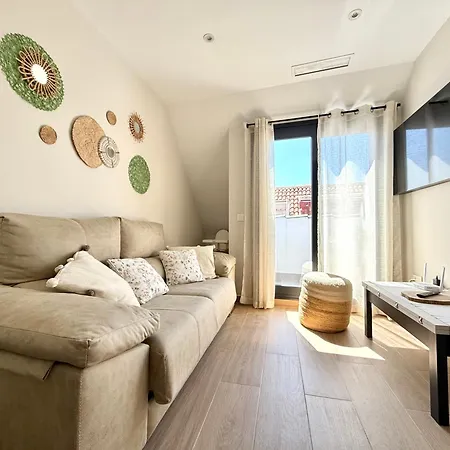 Luna Holidays Center And Apartamento Fuengirola