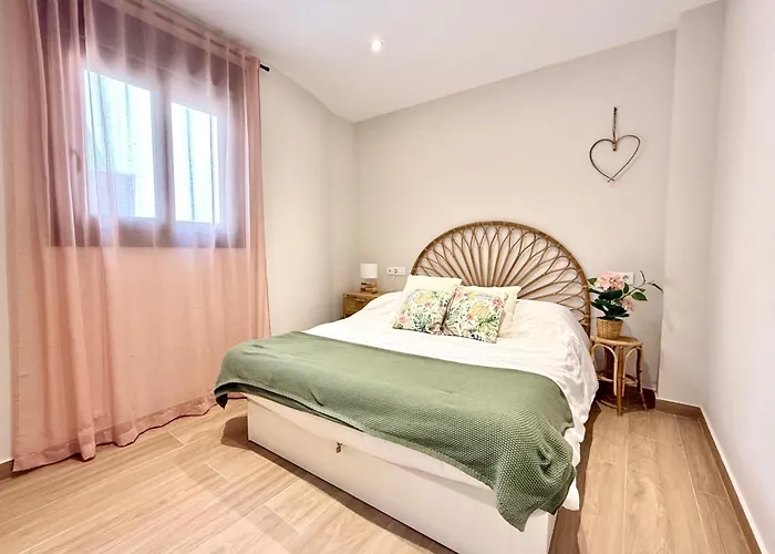 Luna Holidays Center And * Fuengirola