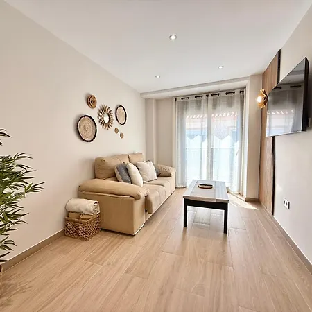 Luna Holidays Center And Apartment Fuengirola