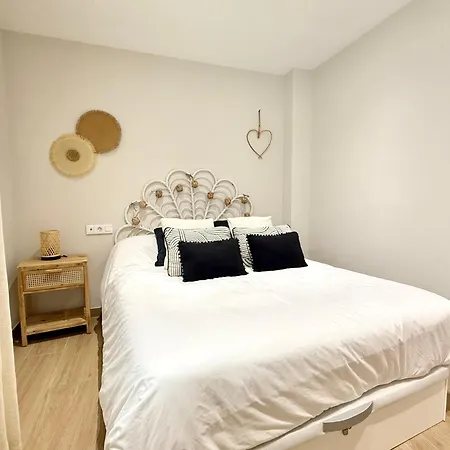 Luna Holidays Center And Apartment